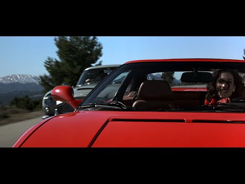 Ferrari F355 GTS vs Aston Martin DB5