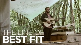 Frightened Rabbit&#39;s Scott Hutchison  performs &quot;The Modern Leper&quot; for The Line of Best Fit