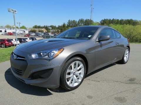 2013 Hyundai Genesis Coupe 2.0T Start Up, Exhaust, and In Depth Review
