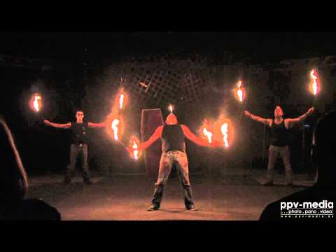 Horror Circus Feuerspucker.