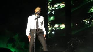 Lost - Maxwell live @ Zenith Paris La Villette