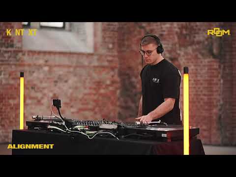 Alignment at Room Lab Room Trax x KNTXT