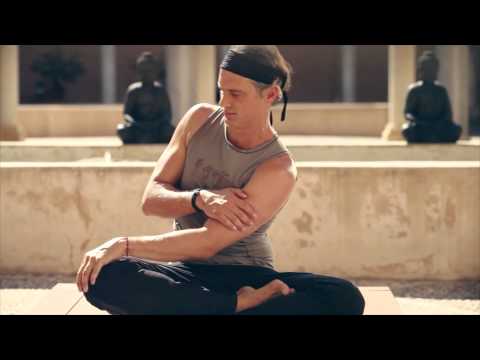 fitnessRAUM.de Lu Jong Yoga mit Ralf Bauer