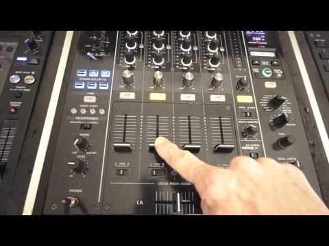 DJ LESSON ON MIXING WITH ONLY HEAD PHONES BY ELLASKINS THE DJ TUTOR
