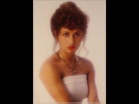 Video thumbnail for Don’t Look Back