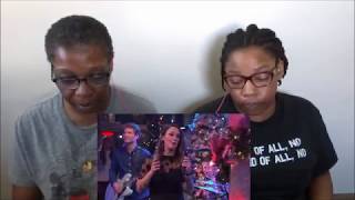 Lisa Lois - A Little Bit of Christmas Reaction!