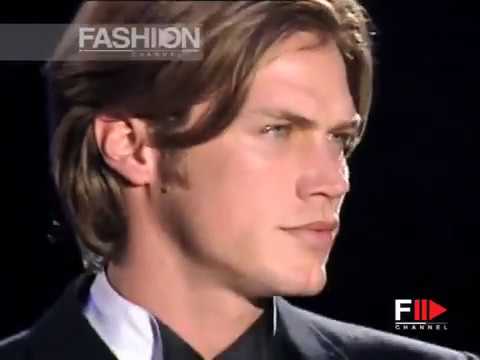 "Istante Versus Versace" Autumn Winter 1997 1998 Milan 4 of 4 men by Fashion Channel.mov