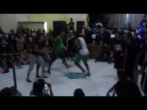 Twister Rock Style vs Start Family - Master Crews 2013!