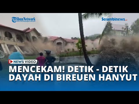 Mencekam! Detik Detik Bangunan Dayah di Bireuen Roboh, Amblas ke Sungai Batee Iliek
