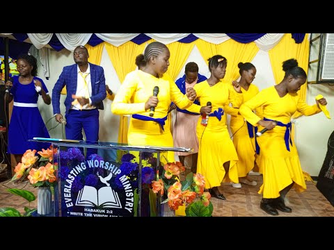 WONDERFUL SWAHILI WORSHIP---Atawale--wa milele wa milele-- with EVERLASTING PRAISE TEAM