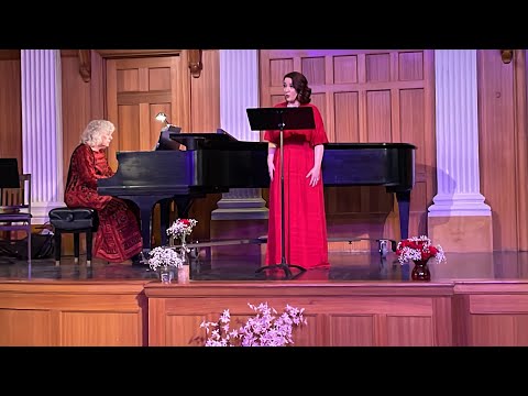 “Para Vivir” by Patricia Caicedo