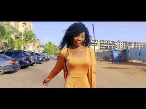 FATIM LA LIMOUSINE | Khouroutareya | 🇬🇳Official Video 2021