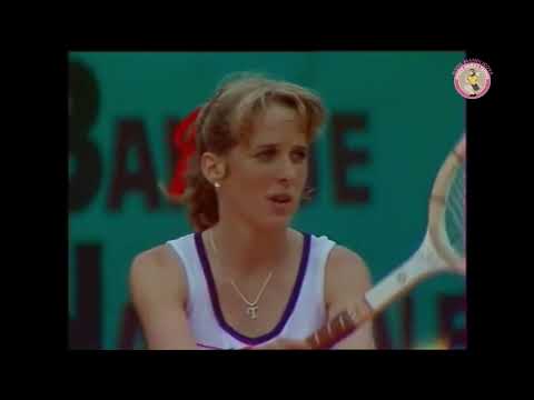 1982 French Open QF - Tracy Austin Vs Hana Mandlikova Highlights
