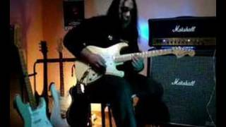 Fender stratocaster + Marshall vintage Modern head. Chris Ribera