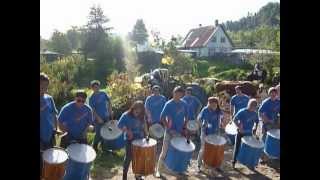 preview picture of video 'Batucada Ampad, 2° Festival del Bosque. Finalización Caravana.'