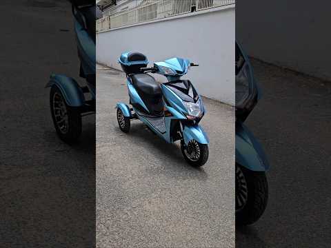 Xe điện 3 bánh đa năng Q1 Xanh