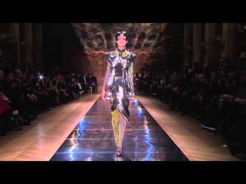 The French Minute Couture : Oscar Carvallo