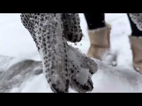 Me and GOD’S Snow ASMR 🙂 please join challenge and use this hashtag #GOOUTANDCRUSHSNOWTHISSEASON