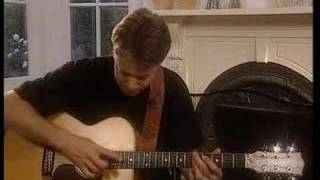 Tommy Emmanuel Harmonics Lesson.