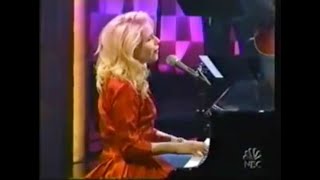 Nellie McKay - It's A Pose on Conan O'Brien