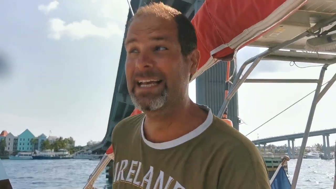 57 We pass under our first bridges with our sailboat CORAIL