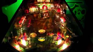 Data East's 1991 Teenage Mutant Ninja Turtles Pinball Machine ! - With a special Mod