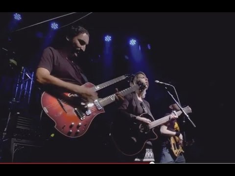 Yossi Sassi ft. Sapir Fox - Shesmovedon | Live@Tel Aviv (Porcupine Tree Cover) video thumbnail