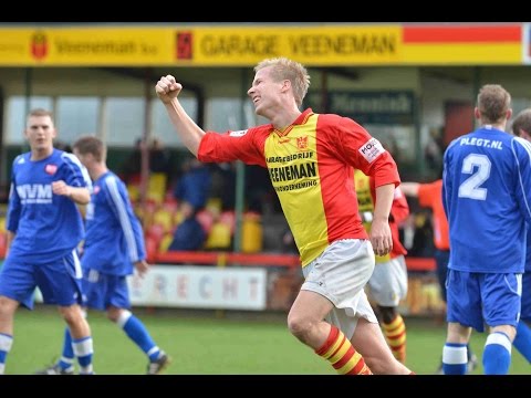 Marc Hoekstra driehonderd keer in csv Apeldoorn 1