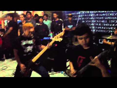 In hurricane rhythm - Tanpa batas (Live from wisata kuliner, Bekasi 11/11/12)