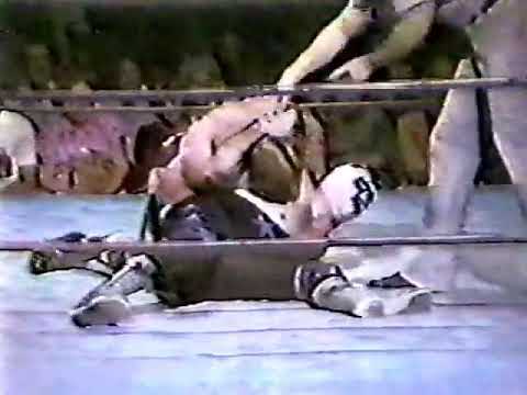 Paul Orndorff Tommy Rich vs. Masked Superstar Super Destroyer - 11/10/1982 - GCW