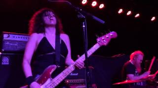 Nashville Pussy - Hate and Whiskey, Live at the Waiting Room Lounge, Omaha, NE (4/16/2016)