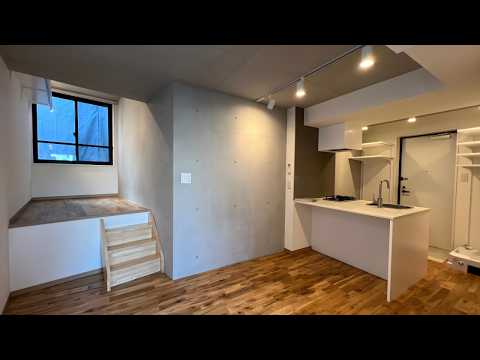 Pet-Friendly Split-Level Micro Apartment in Tokyo | Japan Apartment Tour【280.65sqft】#livinginjapan