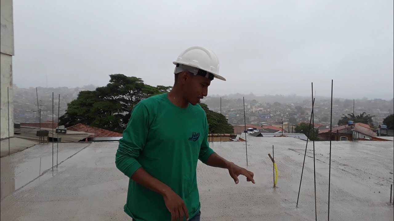 Fissuras em lajes de concreto usinado. Pq acontece? Compromete a estrutura? Veja nesse vídeo.