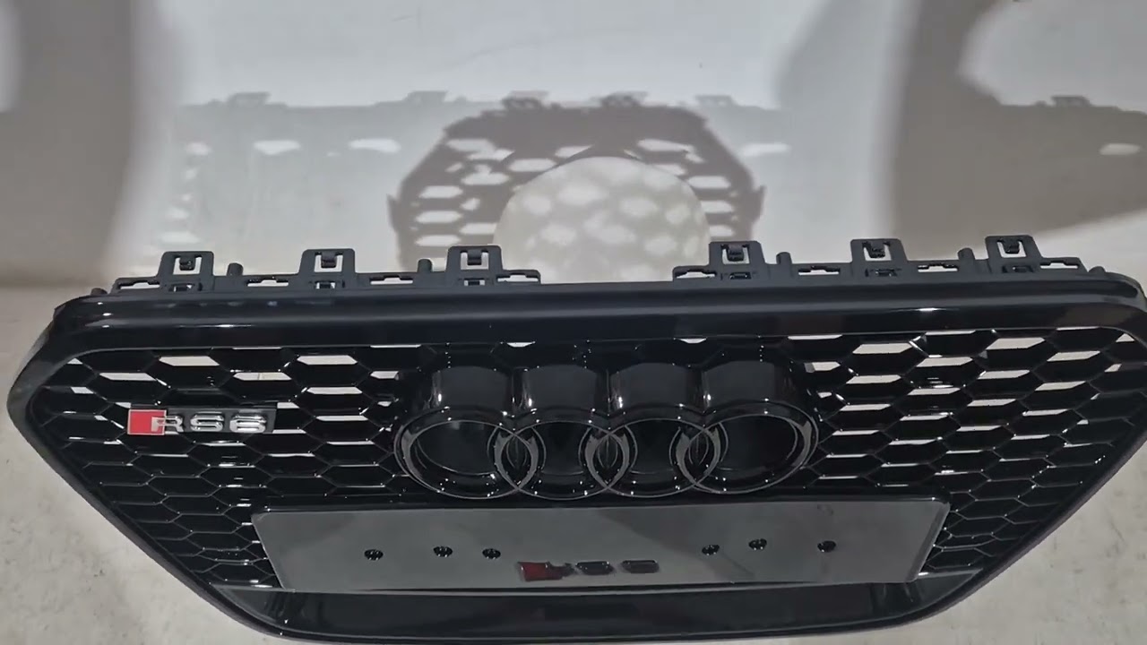 Передняя решетка радиатора RS-style черная с надписью Quattro (2011-2014) Video 2