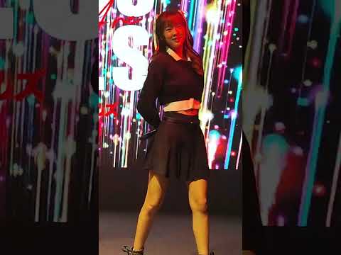230423 (Kaimook Fancam) The Glass Girls - อย่ามา @ Yami no Kurogami - The Street Ratchada