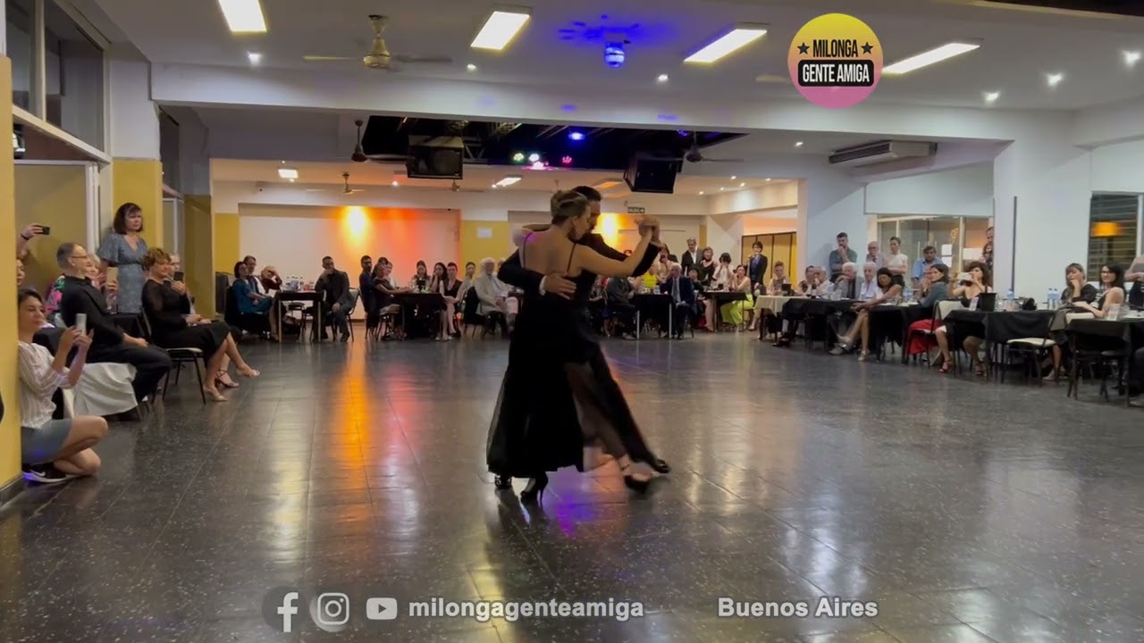 Video thumbnail for Carla Rossi y Jose Luis Salvo - Milonga Gente Amiga -17/MAR/2024 (1/2)