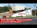 Truk Trailer Berhasil Terselamatkan Di Jalur Penyelamat Saat Rem Blong