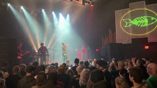 FISHBONE &quot;Slick Nick, You Devil You&quot; live