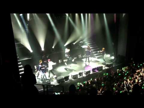 130507 BAP LIVE IN LA   Jongup & Zelo 'Teach Me How to Dougie'