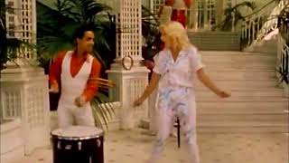 Tape Tape Lyrics English Translation