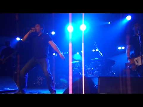 The Agitators - 4 Minutes @ Brielpoort, Deinze (B)