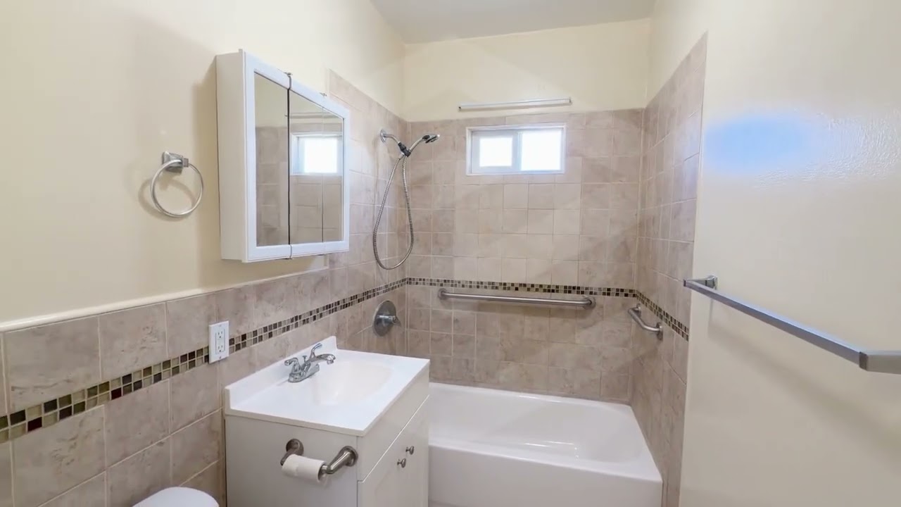 Video Tour Thumbnail