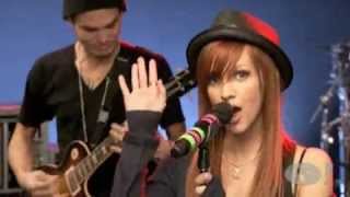 Ashlee Simpson - Outta My Head Live @ Yahoo!