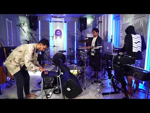 besixxs - Rehearsal @velvet_pejaten