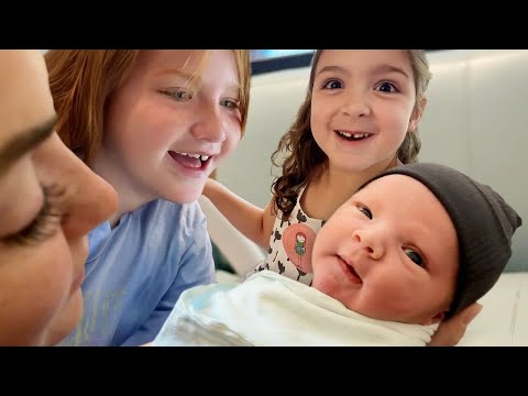 ENZO BEAR MCBRiDE meets Adley Niko & Navey  🧸   First time our Family is together with Baby Brother