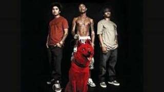 N.E.R.D Ft. CRS &amp; Pusha T - Everybody Nose Remix