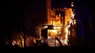 preview picture of video 'Inferno in Norwegen - Großbrand verwüstet historische Kleinstadt'