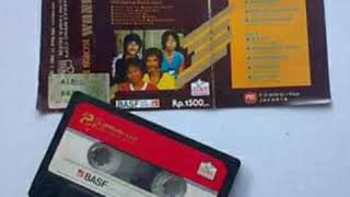 Download lagu Koes Plus Platinum Nostalgia - Nusantara 5 mp3