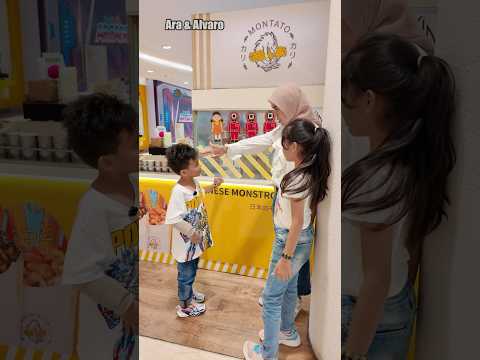 Alvaro was shot by Sis Ara #aradanalvaro #masboypotatochips #trending #shorts #cute