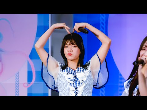 Gingham Check - Wee BNK48 @ 4th album Roadshow Central Rama 2 230910 Fancam 4K